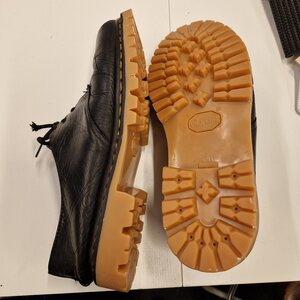 Doc Martens -omstødning