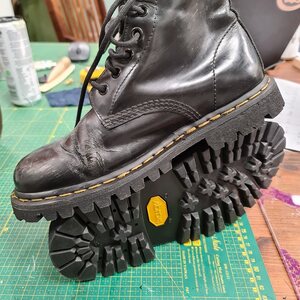 Doc Martens -omstødning