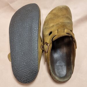 Birkenstock -sandaalien pohjaus