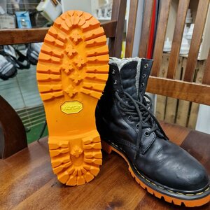 Doc Martens -omstødning