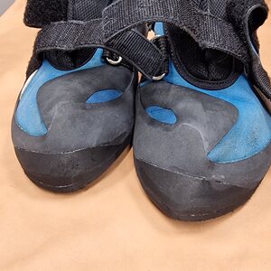 Resoling climbing shoes